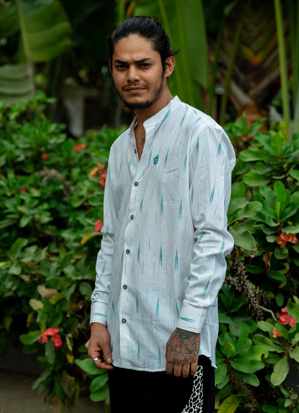 Eye-catching ikat design in white color Premium Organic Cotton