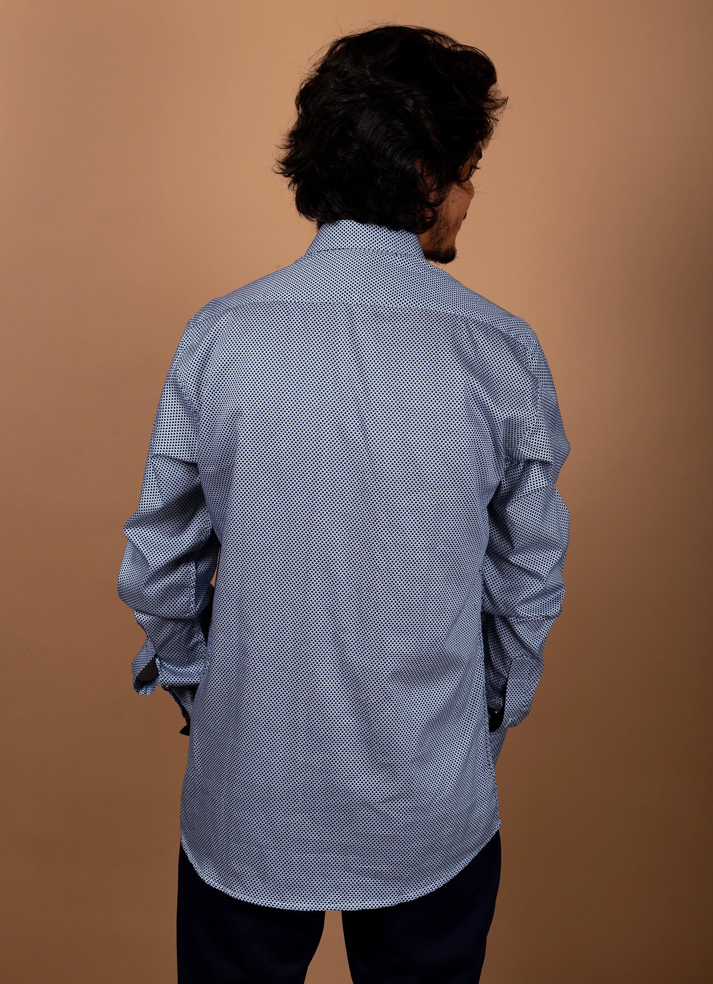 Circle halftone Organic Cotton Premium Shirt