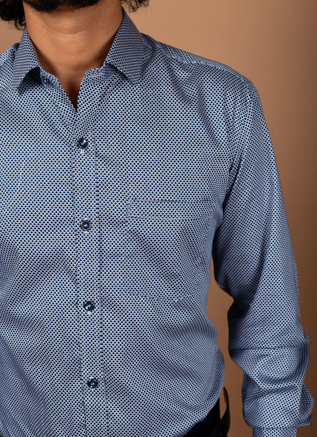 Circle halftone Organic Cotton Premium Shirt